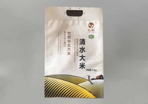 大米包(bao)裝袋廠家(jia)